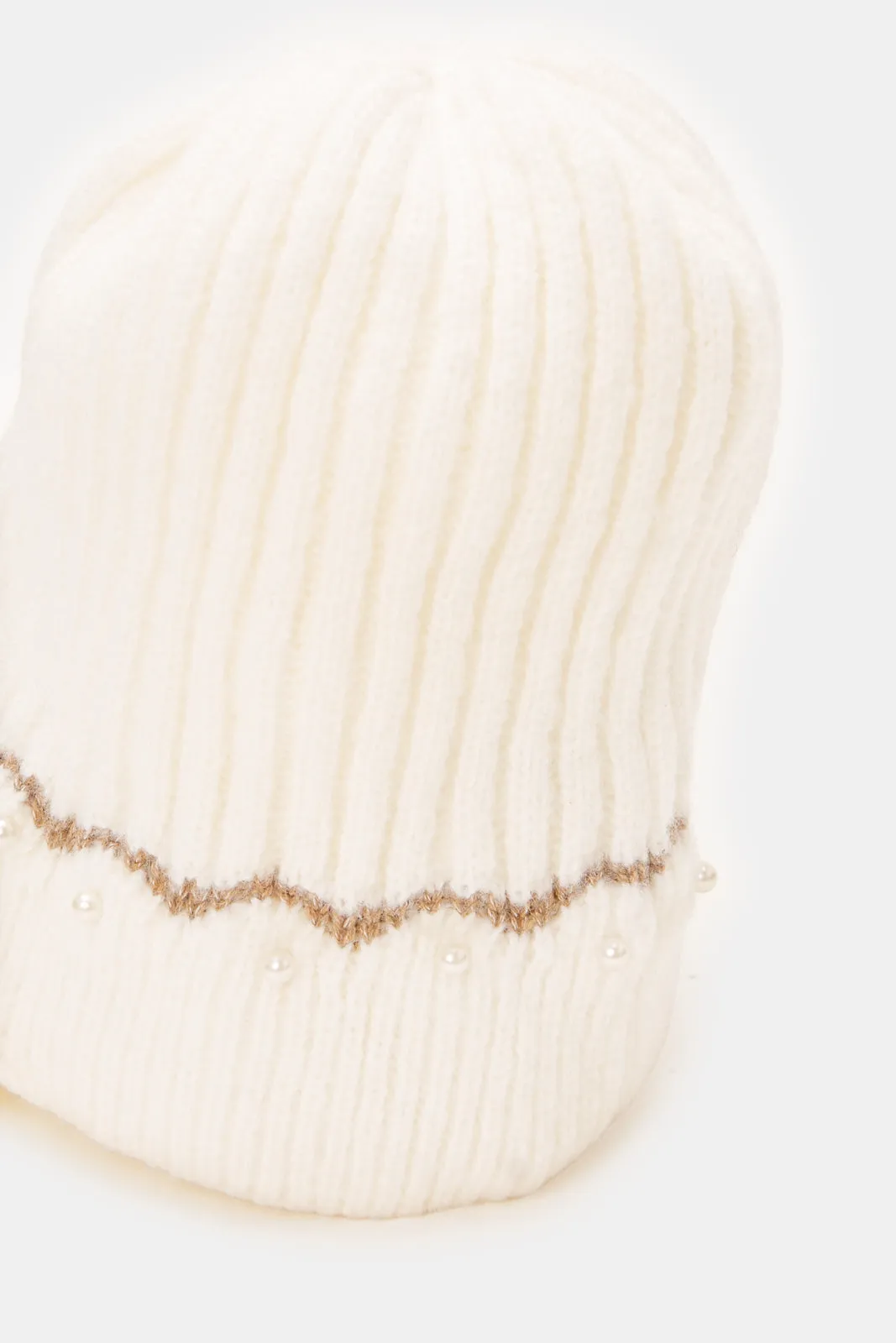 Women White Embellished Knitted Cap